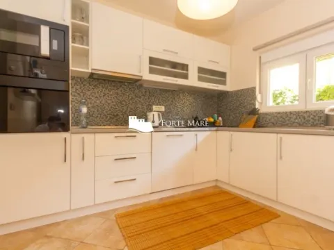 Prodaja, kuća, 200m², Đenovići, Herceg Novi - image 7