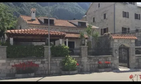 Sale, house, 192m², Kotor, Crna Gora - image 5