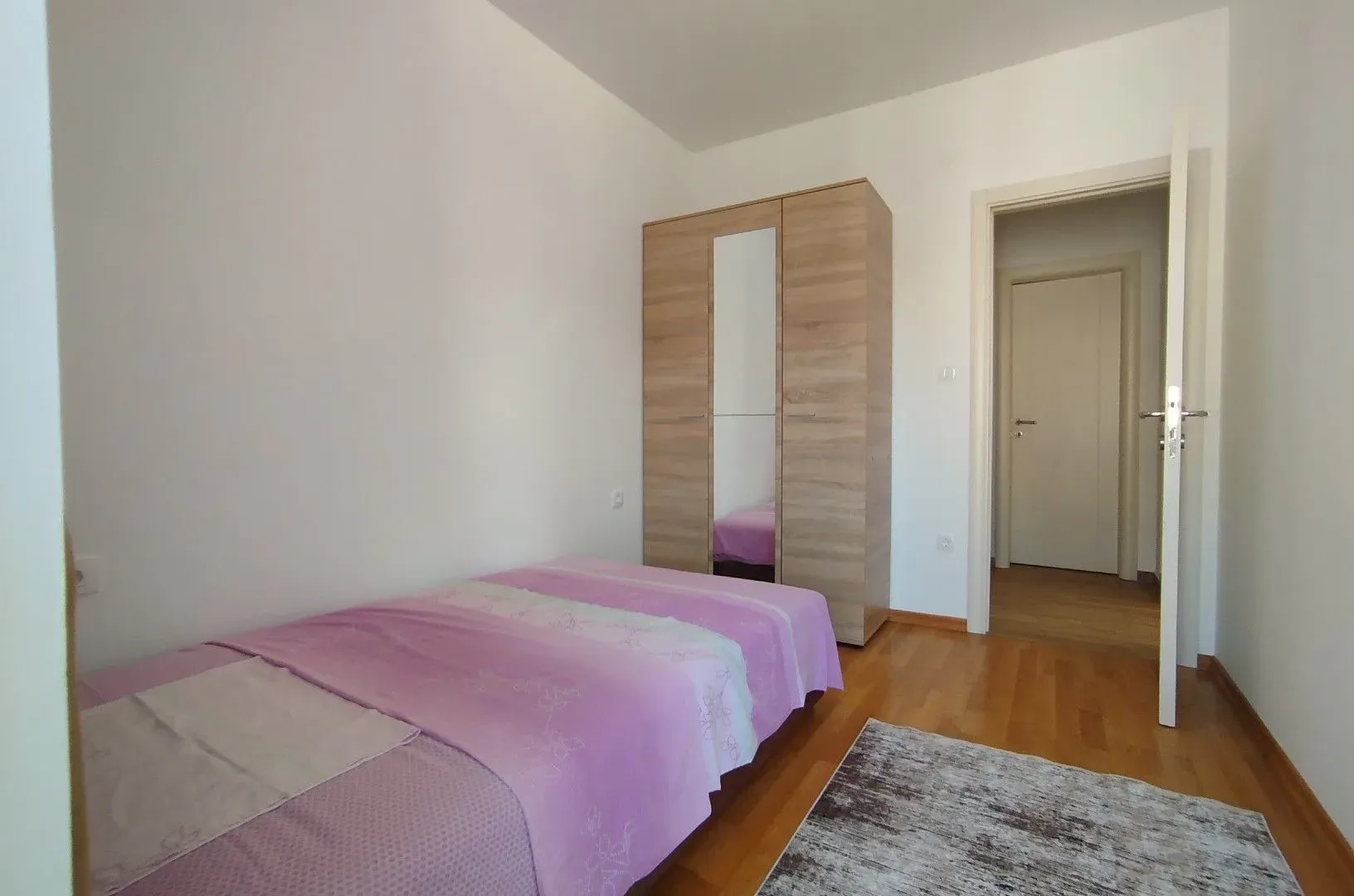 Rent, apartment, 42m², Zagorič, Podgorica