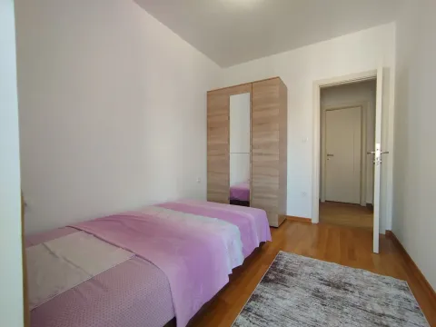 Izdavanje, stan, 42m², Zagorič, Podgorica - image 8
