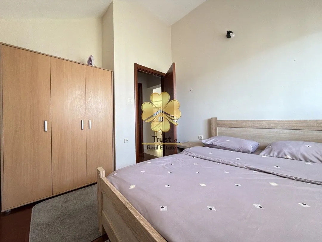 Izdavanje, kuća, 180m², Donja Gorica, Podgorica