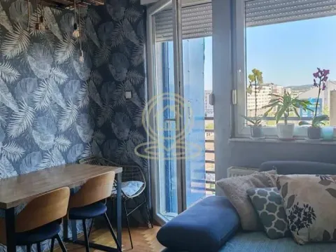 Prodaja, četvorosoban stan, 70m², Bulevar Evrope, Novi Sad Sve Podlokacije - image 4