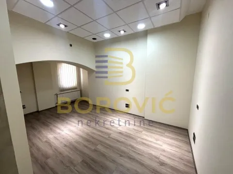 Izdavanje, trosoban stan, 82m², Botanička Bašta, Palilula Sve Podlokacije - image 13