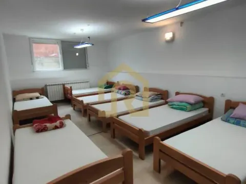 Rent, two bedroom apartment, 100m², Voždovac Sve Podlokacije, Beograd