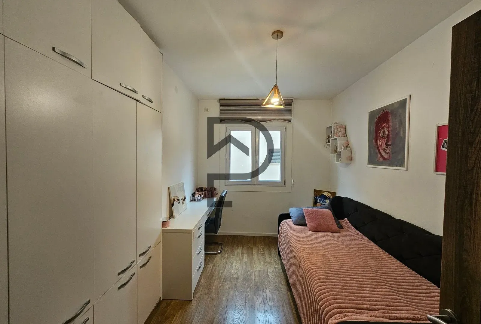 Prodaja, kuća, 226m², Blok 6, Podgorica