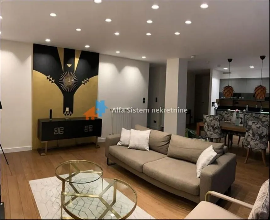 Rent, three bedroom apartment, 91m², Skadarlija, Beograd