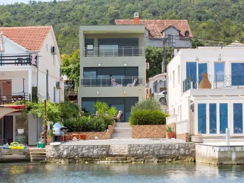 Sale, house, 190m², Kotor, Crna Gora - image 10