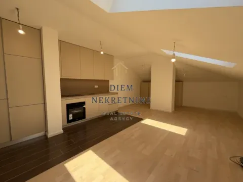Prodaja, garsonjera, 45m², Tološi, Podgorica - image 3
