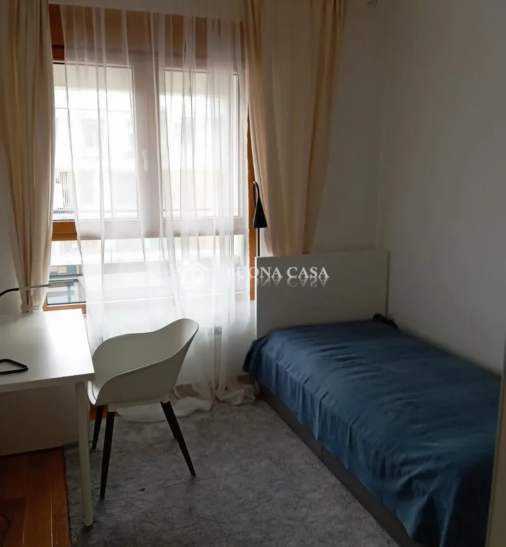 Rent, three bedroom apartment, 85m², Novi Beograd Blok 65, Novi Beograd Sve Podlokacije