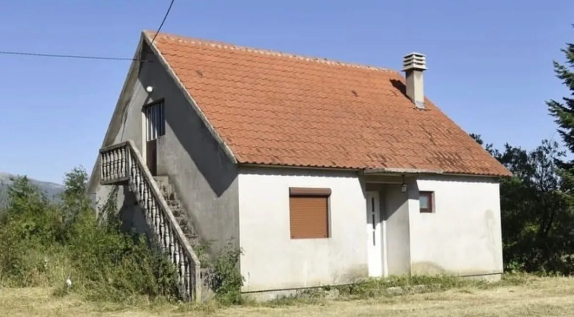 Prodaja, kuća, 210m², Brezovik, Nikšić