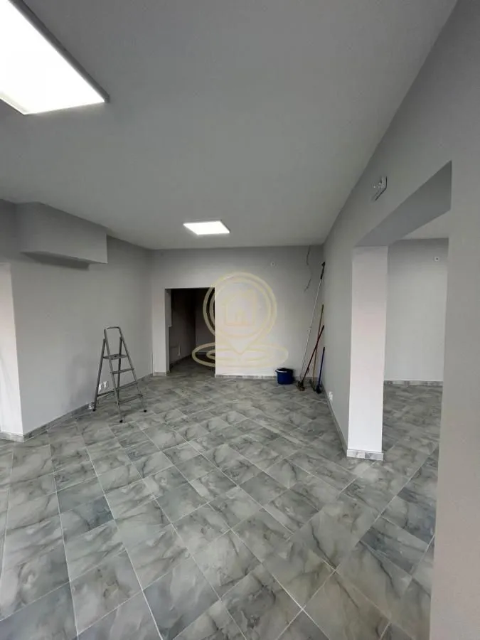 Rent, office space, 180m², Crveni Krst, Niš