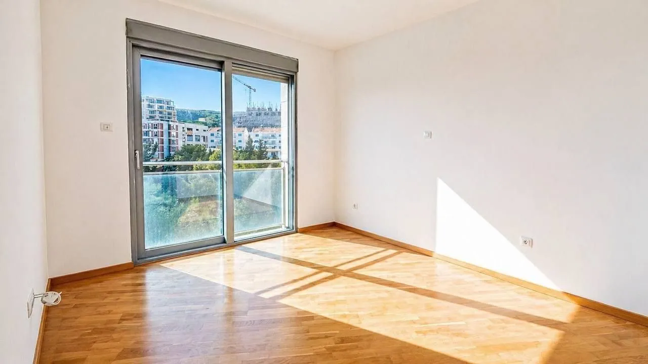 Sale, two bedroom apartment, 87m², Bečići, Budva