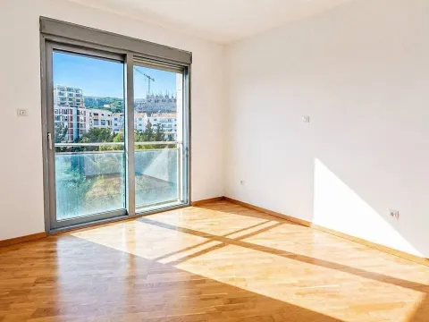 Sale, two bedroom apartment, 87m², Bečići, Budva - image 8