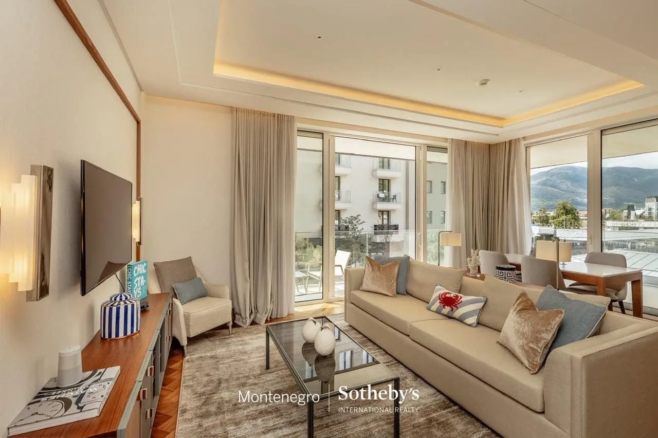 Rent, one bedroom apartment, 74m², Porto Montenegro, Tivat