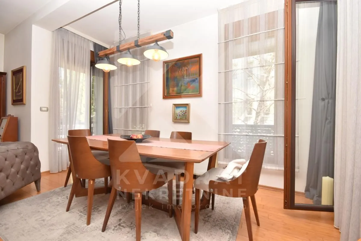 Prodaja, trosoban stan, 141m², Kruševac, Podgorica