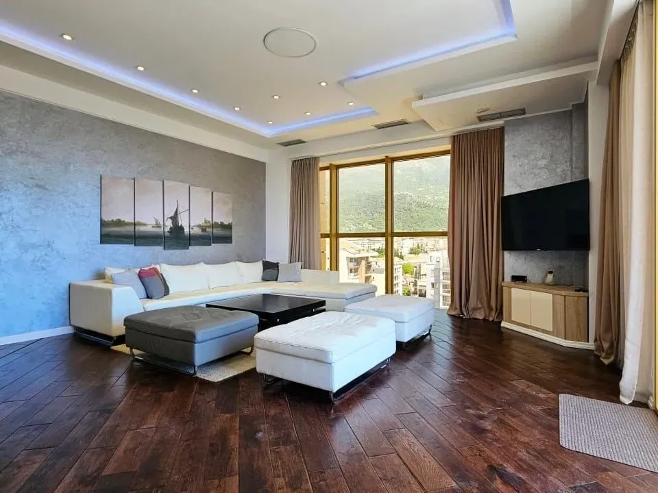 Rent, two bedroom apartment, 89m², Budva okolina, Budva