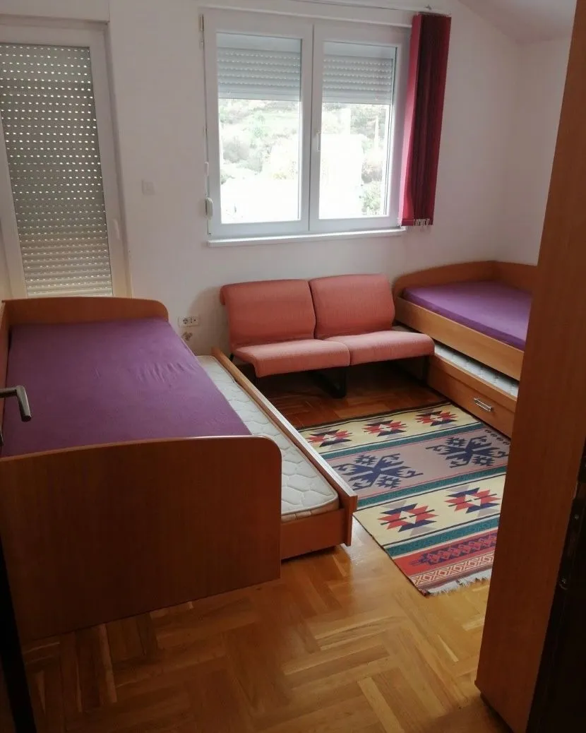 Rent, one bedroom apartment, 53m², Lazi, Budva