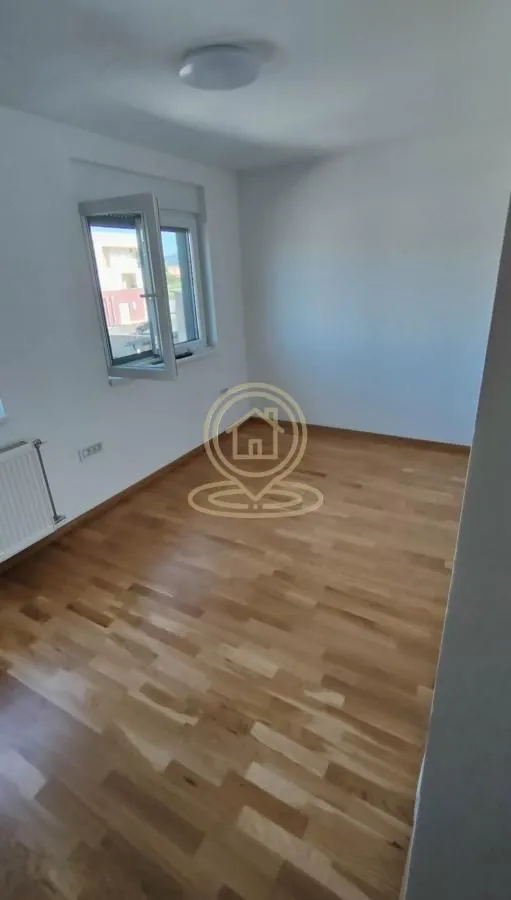 Prodaja, trosoban stan, 76m², Veternička rampa, Novi Sad Sve Podlokacije
