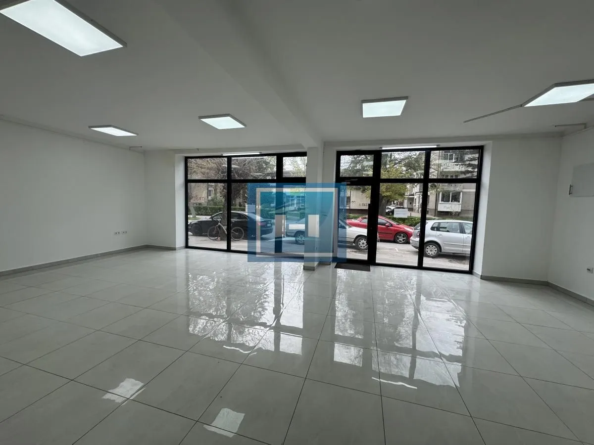 Rent, office space, 110m², Despotovac, Srbija