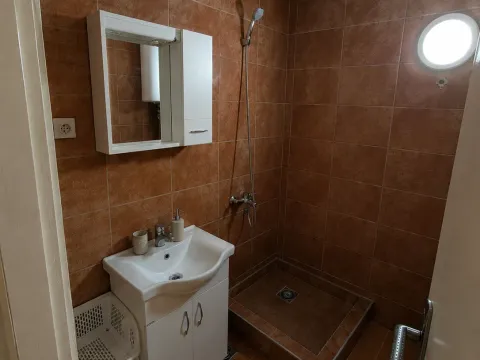 Rent, one bedroom apartment, 40m², Zabjelo, Podgorica - image 7