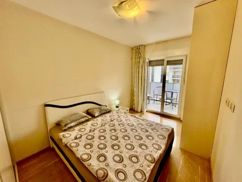 Rent, one bedroom apartment, 53m², City Kvart, Podgorica - image 1