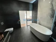 Sale, house, 227m², Krimovica, Kotor - image 9