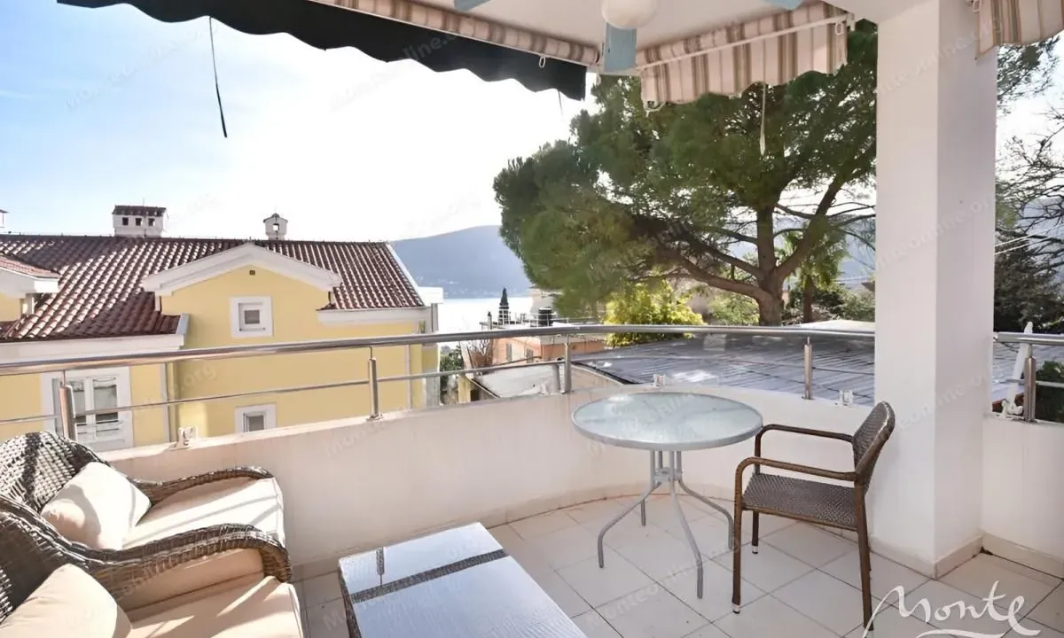 Sale, three bedroom apartment, 100m², Topla, Herceg Novi