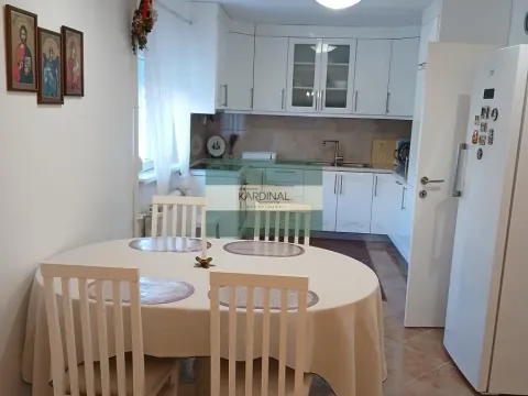 Prodaja, kuća, 379m², Trnava, Jagodina - image 15