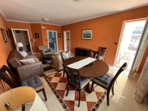 Rent, apartment, 81m², Makedonsko naselje, Bar - image 3