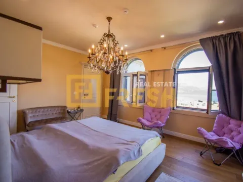 Prodaja, kuća, 371m², Tivat, Crna Gora - image 31