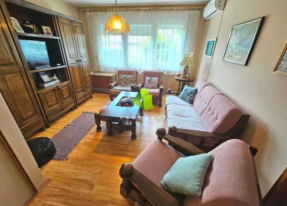 Prodaja, dvosoban stan, 60m², Palilula, Niš