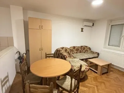 Izdavanje, dvosoban stan, 42m², Grbavica, Novi Sad Sve Podlokacije - image 1