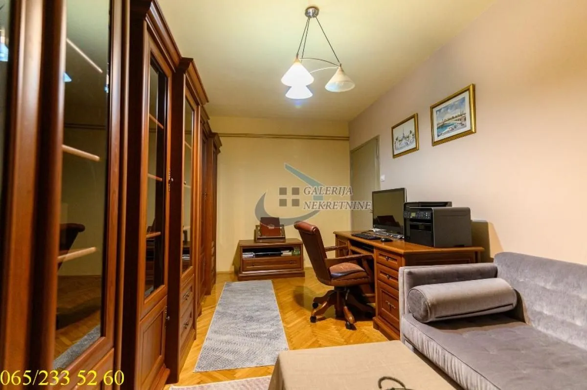 Prodaja, četvorosoban stan, 104m², Gradska Bolnica, Zvezdara Sve Podlokacije
