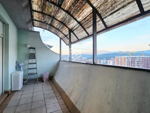 Izdavanje, jednosoban stan, 43m², Stari Aerodrom, Podgorica - image 13