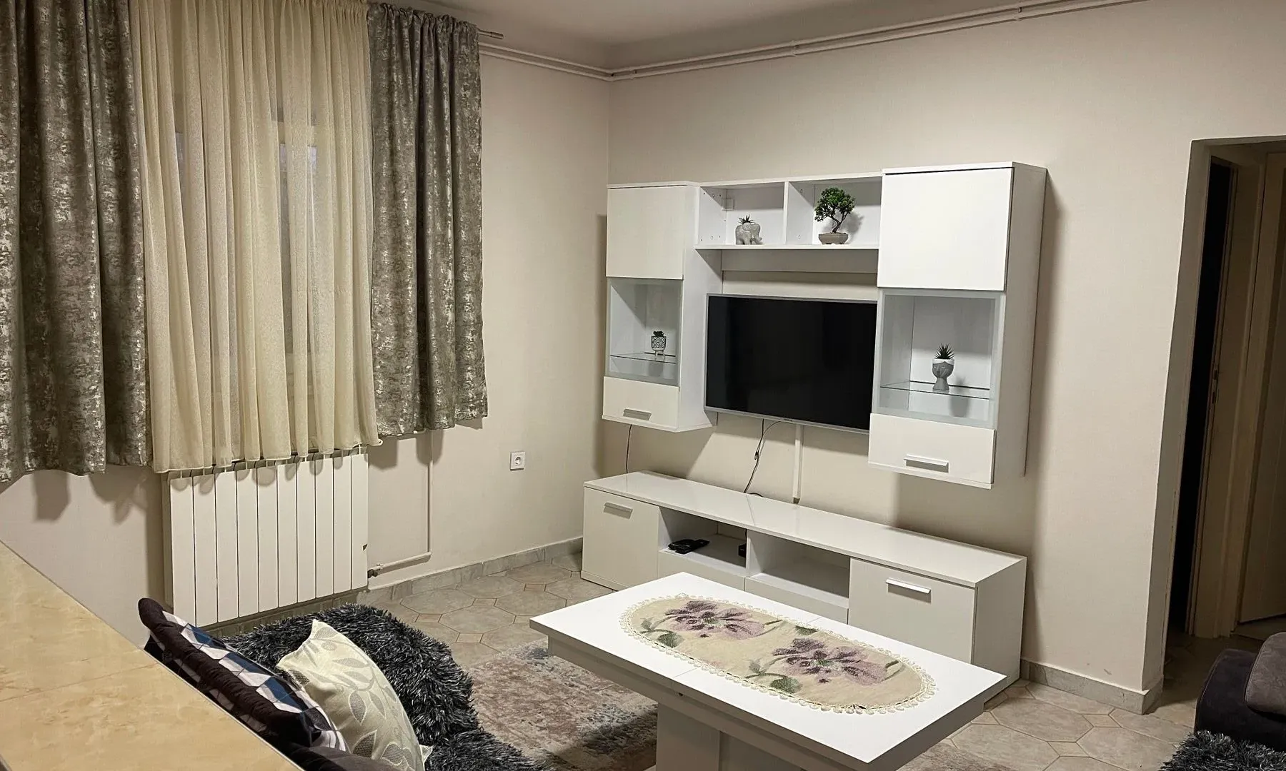 Rent, apartment, 80m², Zelenika, Podgorica