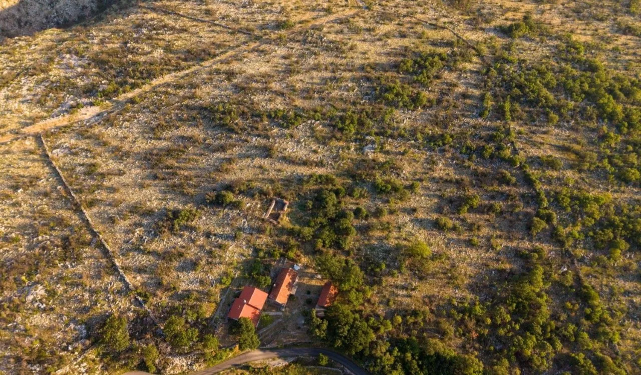Prodaja, plac, 46000m², Doljani, Podgorica