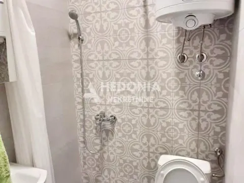 Rent, two bedroom apartment, 35m², Stari Grad, Beograd - image 13
