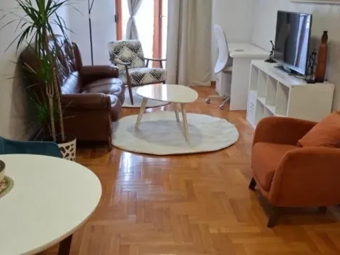 Izdavanje, jednosoban stan, 45m², Preko Morače, Podgorica - image 2