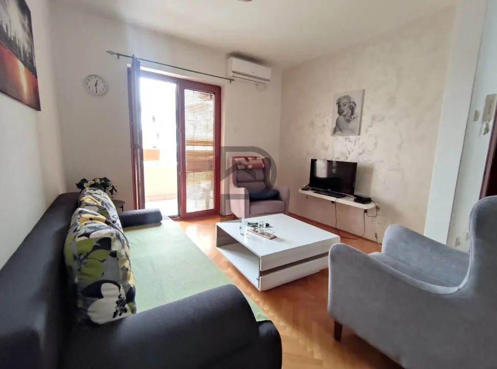 Rent, one bedroom apartment, 54m², Momišići, Podgorica