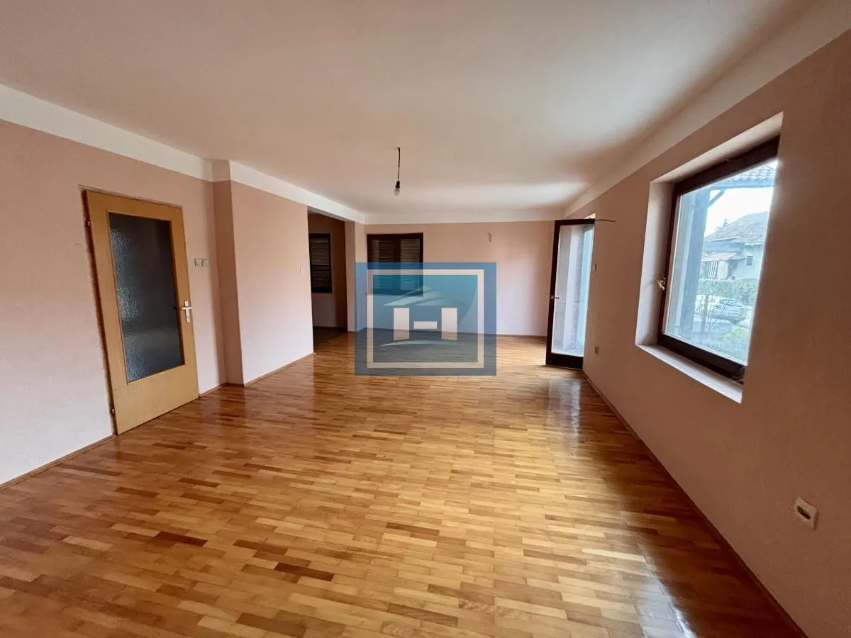 Prodaja, kuća, 300m², Budžino brdo, Jagodina