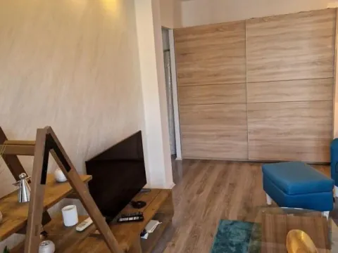 Izdavanje, dvosoban stan, 50m², Novi Beograd Blok 61, Novi Beograd Sve Podlokacije - image 6