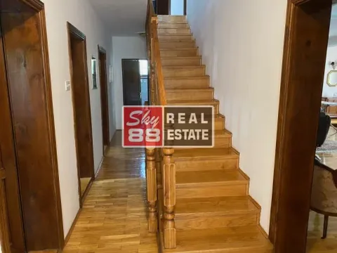 Izdavanje, stan, 340m², Savski Venac, Beograd - image 9