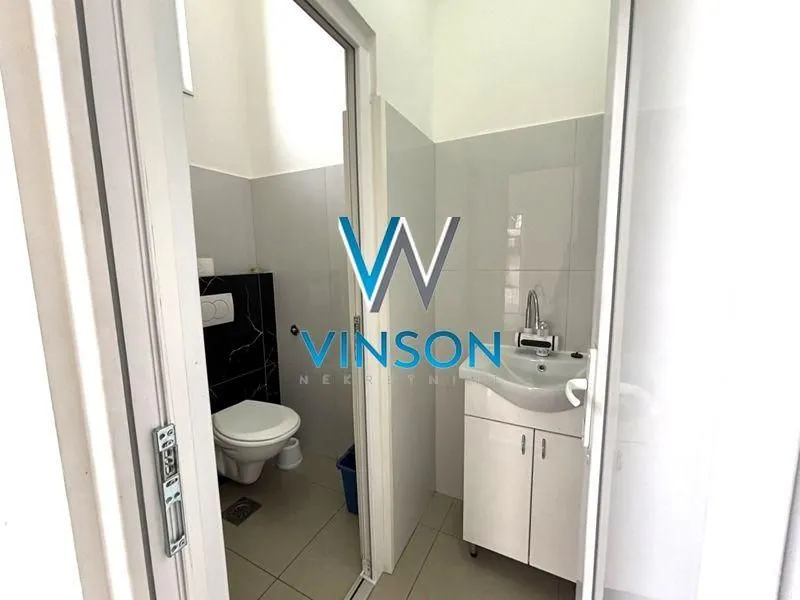 Rent, office space, 157m², Petrovaradin, Novi Sad