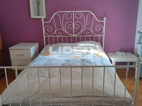 Rent, four bedroom apartment, 100m², Stari Grad, Beograd - image 15