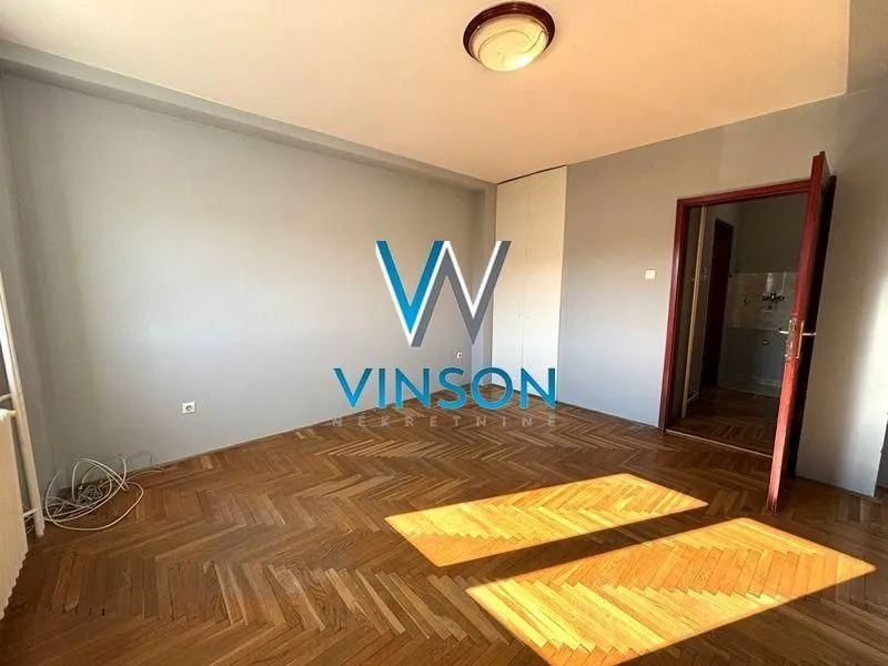 Rent, office space, 41m², Socijalno, Novi Sad Sve Podlokacije
