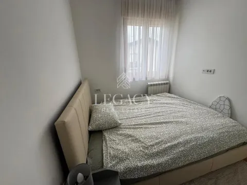 Rent, one bedroom apartment, 34m², Zeleno Brdo, Zvezdara Sve Podlokacije - image 8