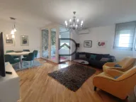 Izdavanje, stan, 105m², Blok 5, Podgorica - image 1