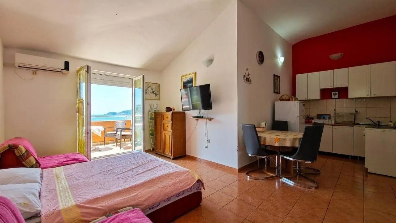 Sale, one bedroom apartment, 44m², Rafailovići, Budva