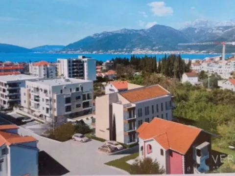 Sale, three bedroom apartment, 98m², Seljanovo, Tivat