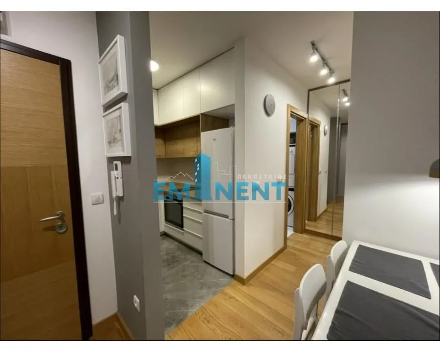 Rent, apartment, 39m², Crveni Krst, Beograd